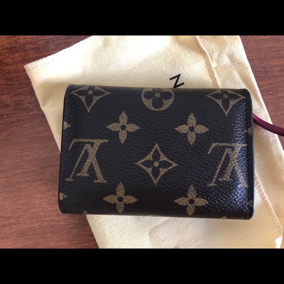 Louis Vuitton Rosalie Wallet - Picture 4 of 8